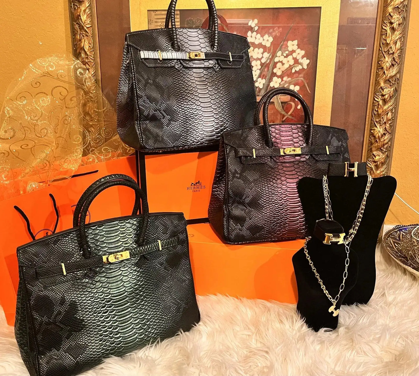 Hermès Lux Crocodile Design Bags