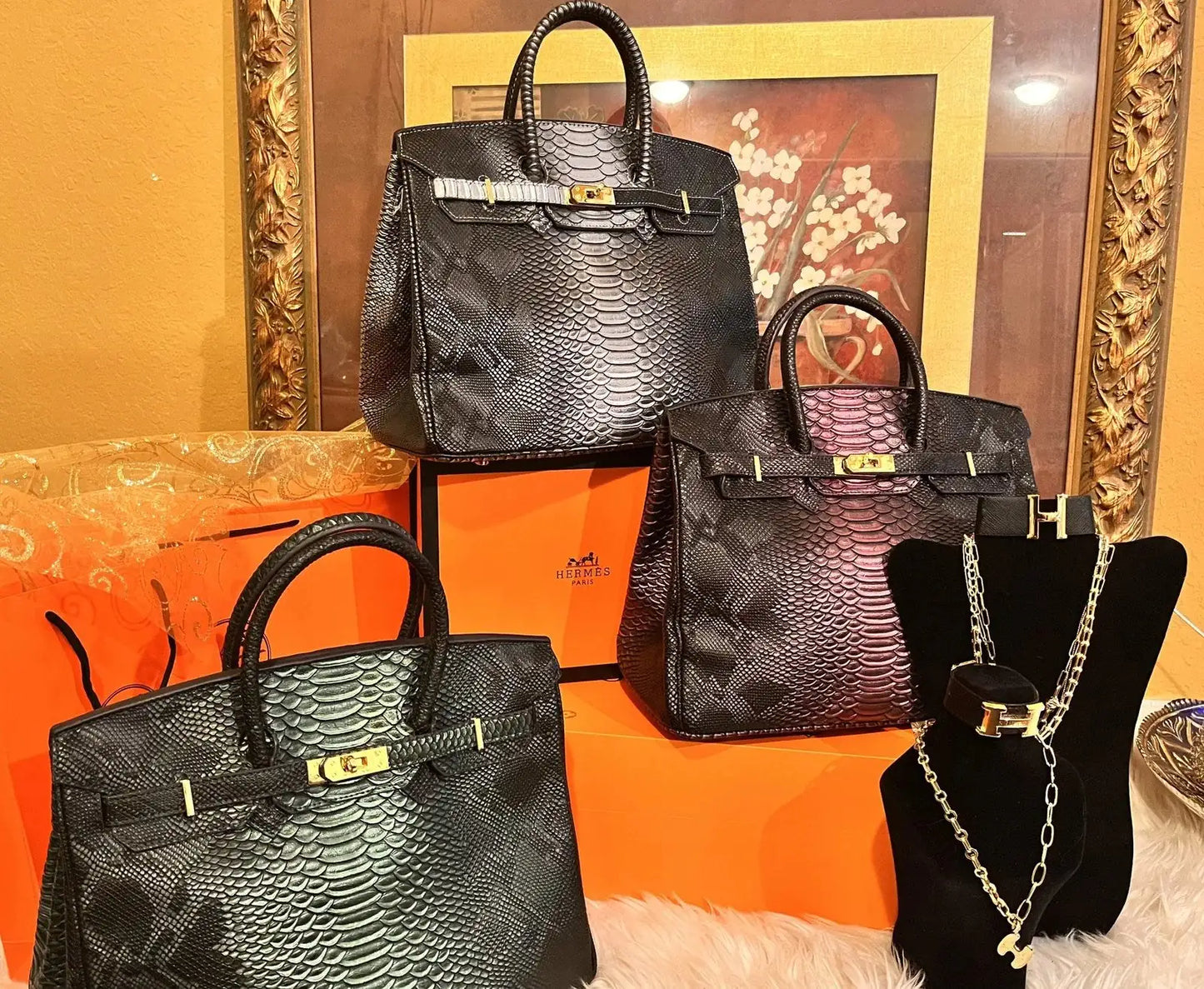Hermès Lux Crocodile Design Bags